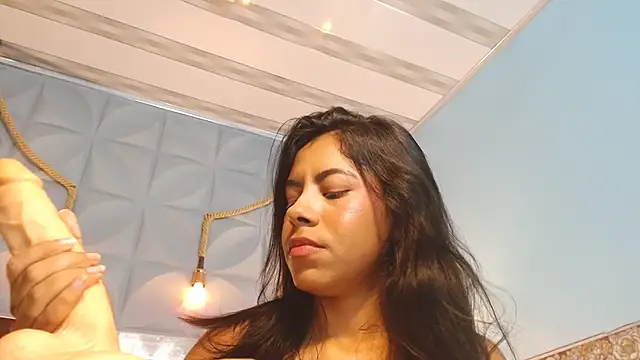 Snapshot of VeronicaRobles chatting on 01-03-25, 08:32 VeronicaRobles online show from 01-03-25, 08:32