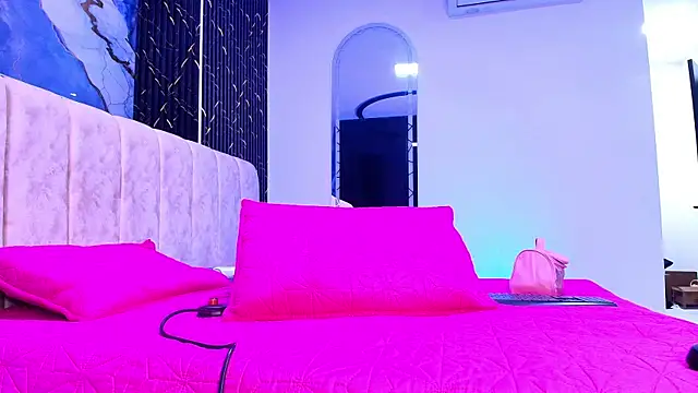 Snapshot of arl_chloee chatting on 06-05-26, 03:13 arl chloee online show from 06-05-26, 03:13