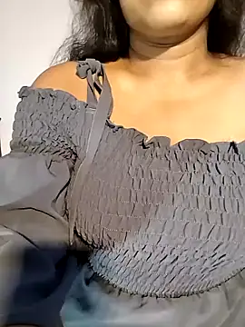 Snapshot of Quite_Malsha chatting on 03-22-25, 06:11 Quite Malsha online show from 03-22-25, 06:11