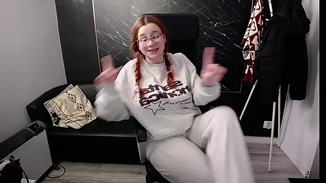 littleviki7 online show from 01-15-25, 10:38