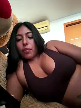 emmyjhonson07 online show from 11-24-25, 02:17