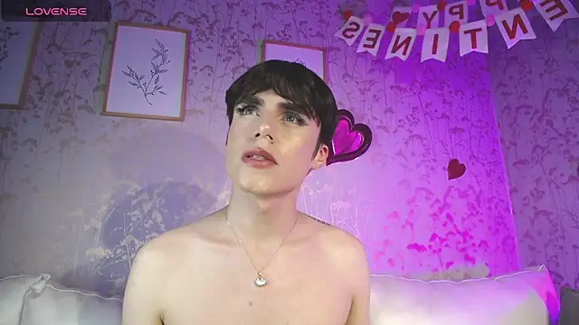 ChristianM 18 online show from 02-11-25, 08:48