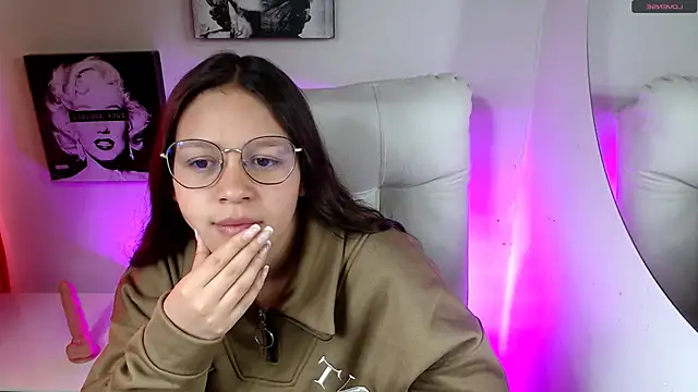 SamanthaRoldaan online show from 02-17-26, 03:08