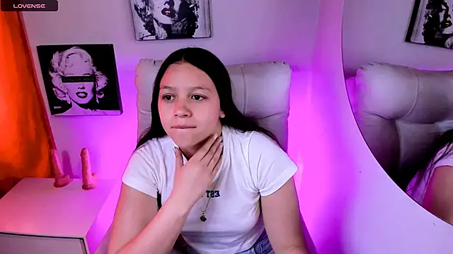 SamanthaRoldaan online show from 03-23-26, 06:23