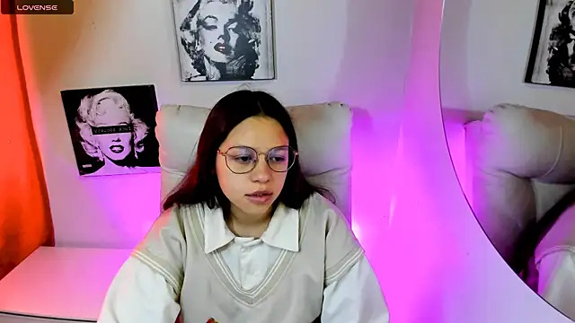 SamanthaRoldaan online show from 04-25-26, 03:09