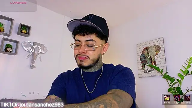 JordanSmiith  online show from 02-07-26, 09:07