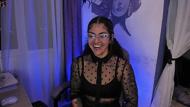 witchviolet online show from 11-22-25, 04:22