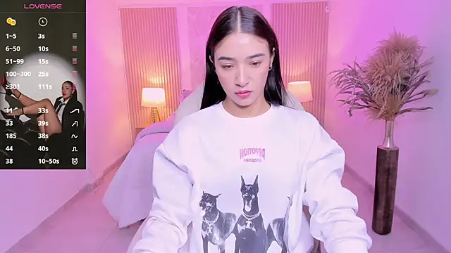 Snapshot of Antonella_Grayy chatting on 11-19-25, 11:10 Antonella Grayy online show from 11-19-25, 11:10