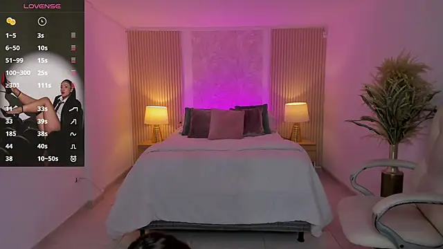 Snapshot of Antonella_Grayy chatting on 11-28-25, 11:02 Antonella Grayy online show from 11-28-25, 11:02