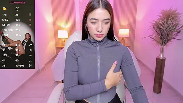 Antonella Grayy online show from 12-20-25, 11:06