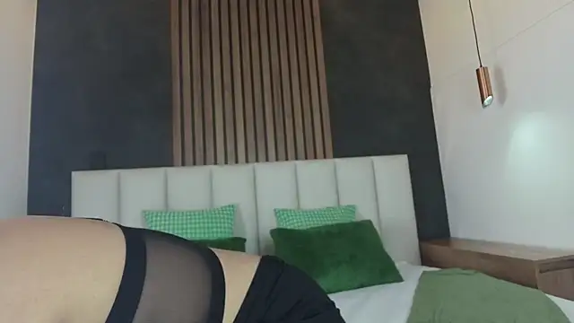 eva daemon online show from 10-16-25, 11:44