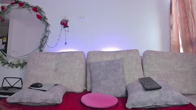 ssara miranda online show from 09-09-25, 06:07