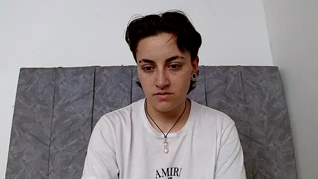 linda 33 online show from 11-24-25, 07:02