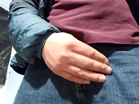 Snapshot of Pnstrokes chatting on 02-22-25, 04:40 Pnstrokes online show from 02-22-25, 04:40