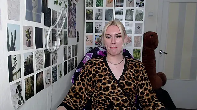 CapriScorpion online show from 12-03-25, 02:15