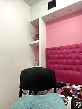 KatrinaQueen1 online show from 11-16-25, 09:59