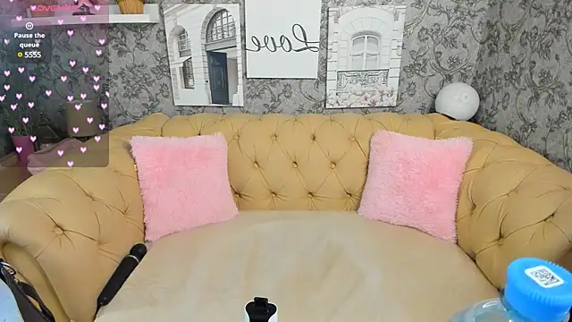 Tina Walker online show from 01-24-25, 07:07