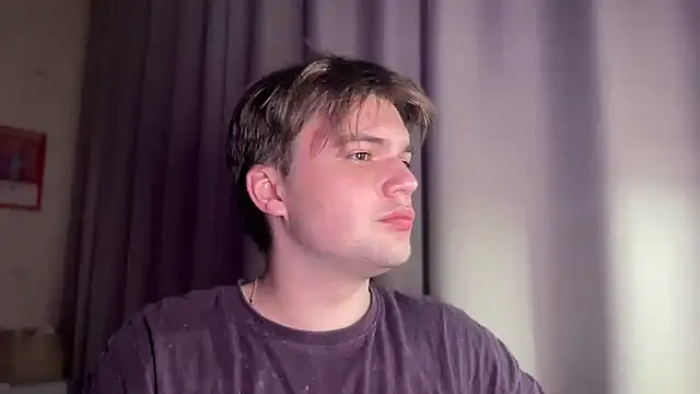 superfluboy  online show from 03-11-25, 08:53