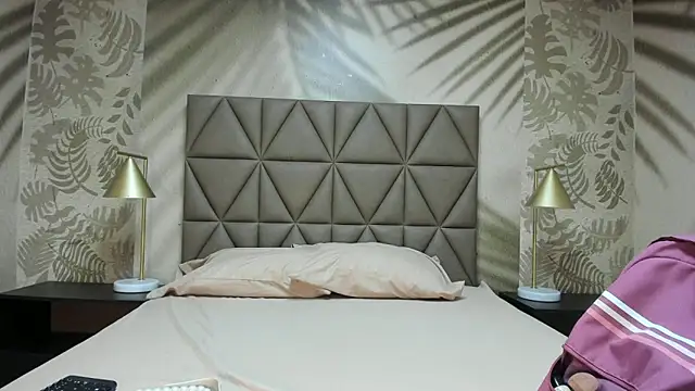 AnneDixie online show from 04-01-26, 03:07