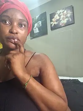 Bustygoddess32 online show from 03-04-25, 11:22