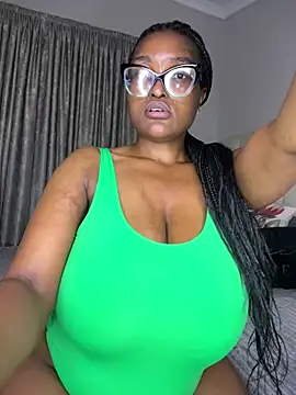 Bustygoddess32 online show from 01-16-26, 12:47
