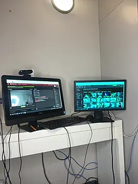 Bustygoddess32 online show from 03-01-26, 01:18