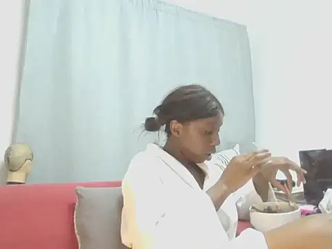 Sexxybella27 online show from 05-12-26, 08:28