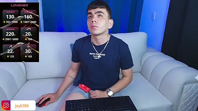 Snapshot of Jey_keler1 chatting on 11-18-25, 02:50 Jey keler1 online show from 11-18-25, 02:50