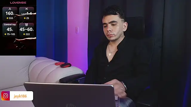 Snapshot of Jey_keler1 chatting on 11-29-25, 04:59 Jey keler1 online show from 11-29-25, 04:59