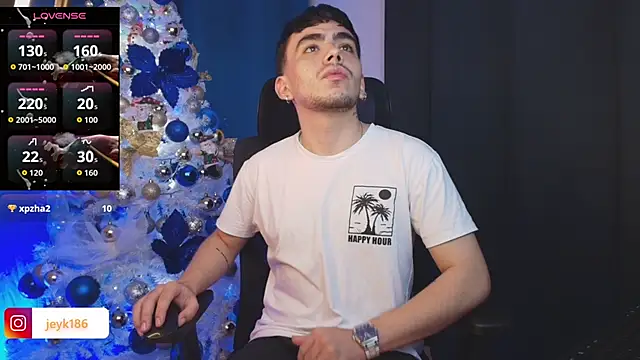 Snapshot of Jey_keler1 chatting on 12-13-25, 08:58 Jey keler1 online show from 12-13-25, 08:58