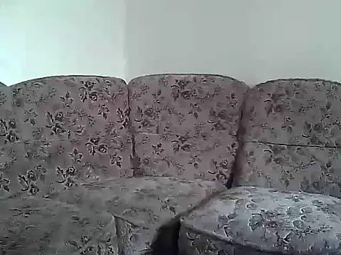 Snapshot of suarez1235 chatting on 04-13-26, 10:43 suarez1235 online show from 04-13-26, 10:43