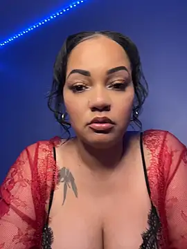 Snapshot of DestineeJayde chatting on 05-17-26, 03:15 DestineeJayde online show from 05-17-26, 03:15