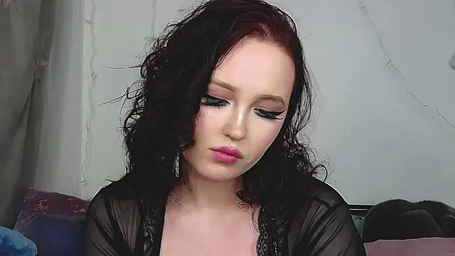 Snapshot of IrinaArt chatting on 01-03-25, 02:43 IrinaArt online show from 01-03-25, 02:43