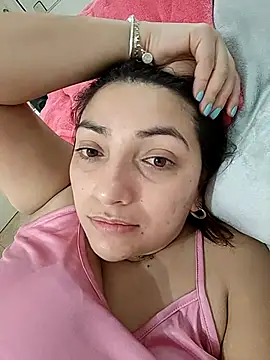 claudia online show from 04-19-26, 02:33