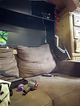 Snapshot of cdressupdiva chatting on 03-06-25, 06:37 cdressupdiva online show from 03-06-25, 06:37