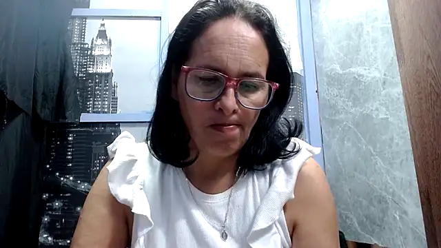 Snapshot of Nastylatinaxxx chatting on 05-07-26, 11:37 Nastylatinaxxx online show from 05-07-26, 11:37