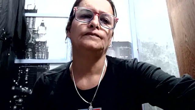 Snapshot of Nastylatinaxxx chatting on 05-11-26, 11:27 Nastylatinaxxx online show from 05-11-26, 11:27