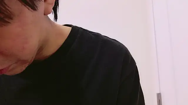 POCARI SWEAT online show from 09-22-25, 05:42