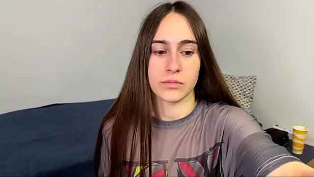 AliceKolltt online show from 04-17-26, 08:34