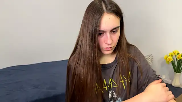 AliceKolltt online show from 04-28-26, 02:27