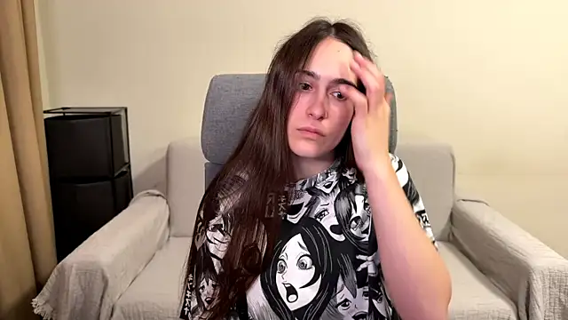 AliceKolltt online show from 06-08-26, 08:20