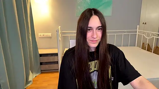 AliceKolltt online show from 06-14-26, 02:24