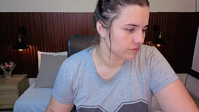 Aabby lee online show from 04-26-26, 07:44