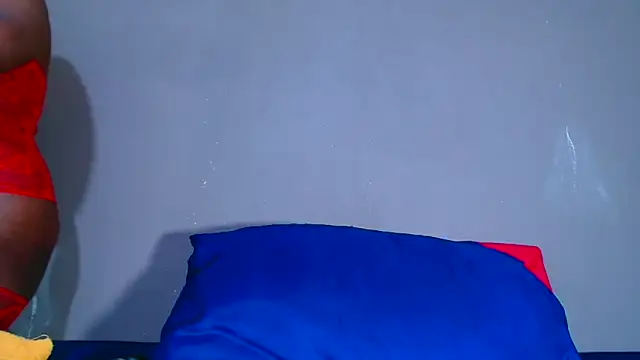 BERNINIBLUSHX89 online show from 03-29-26, 08:53