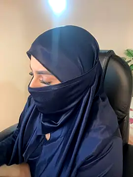 Snapshot of haddy_ss chatting on 11-05-25, 07:03 haddy ss online show from 11-05-25, 07:03