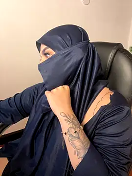 Snapshot of haddy_ss chatting on 11-23-25, 08:52 haddy ss online show from 11-23-25, 08:52