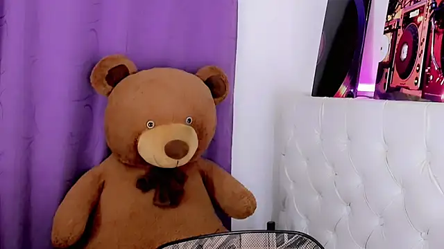 amal baddell online show from 04-20-26, 08:28