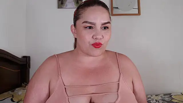 antoniamoreno82 online show from 04-20-26, 08:32
