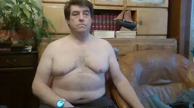 Snapshot of sympatrique chatting on 12-11-24, 12:23 sympatrique online show from 12-11-24, 12:23