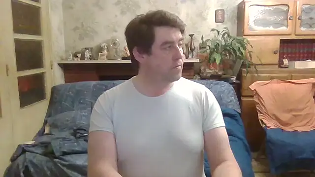 Snapshot of sympatrique chatting on 12-12-24, 08:10 sympatrique online show from 12-12-24, 08:10